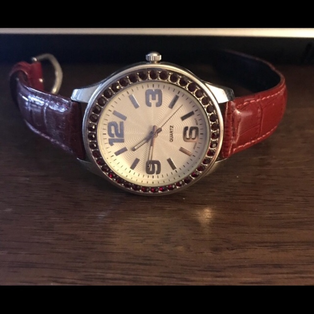 Ladies Quartz Watch